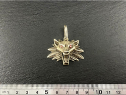 Подвеска. Амулет Ведьмака