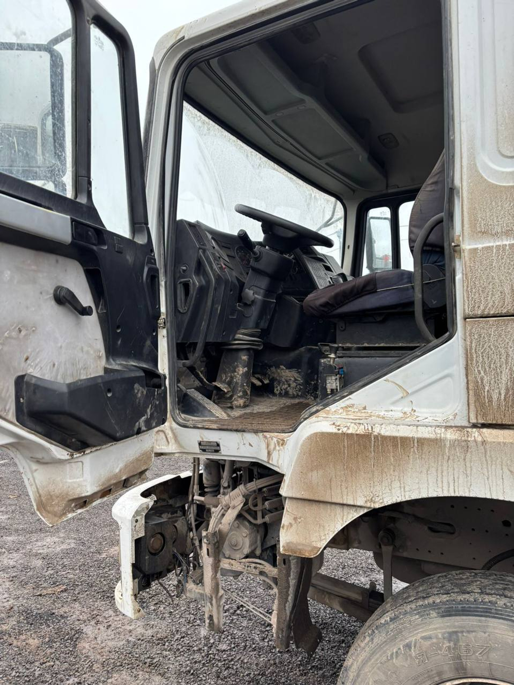 Shacman (Shaanxi) SX* 6x4 Самосвал SX3258DR384 (Дизельный, 9,7 л, 329 л.с., МТ)