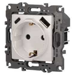 Розетка ЭРА Серия 12 12-4108-15 2P+E 16A-250В со шторками с USB type-A+C 5В-3А перламутр