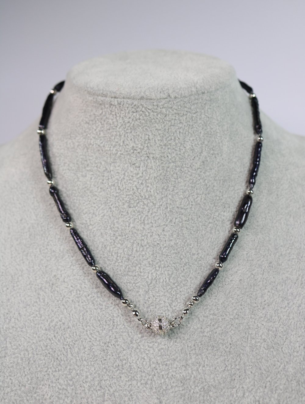 Чокер из черного жемчуга "Чернильный штрих"