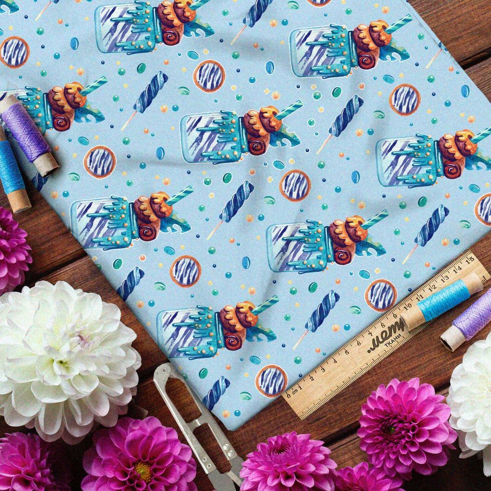 Ткань кулирная гладь коктейли с мороженым и сладким льдом на синем фоне