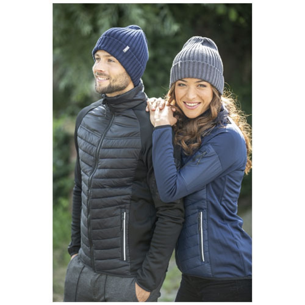 Ives, органическая шапка