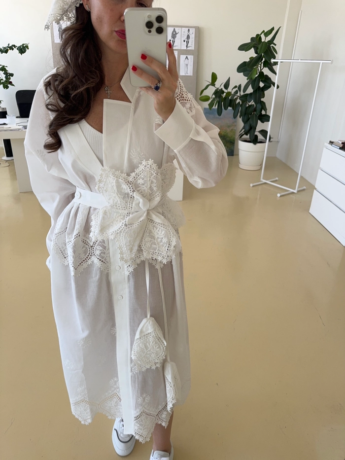 ПОЯС КАРИН-ЦВЕТОК МОЛОЧНЫЙ