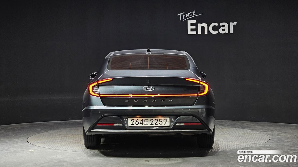 Hyundai Sonata (DN8) 2.0 (12.2019)