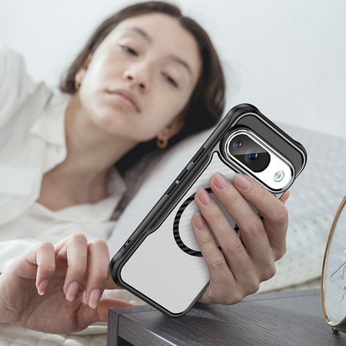 Чехол с MagSafe для Google Pixel 9, черный боковые рамки и прозрачная крышка с карбоновой текстурой