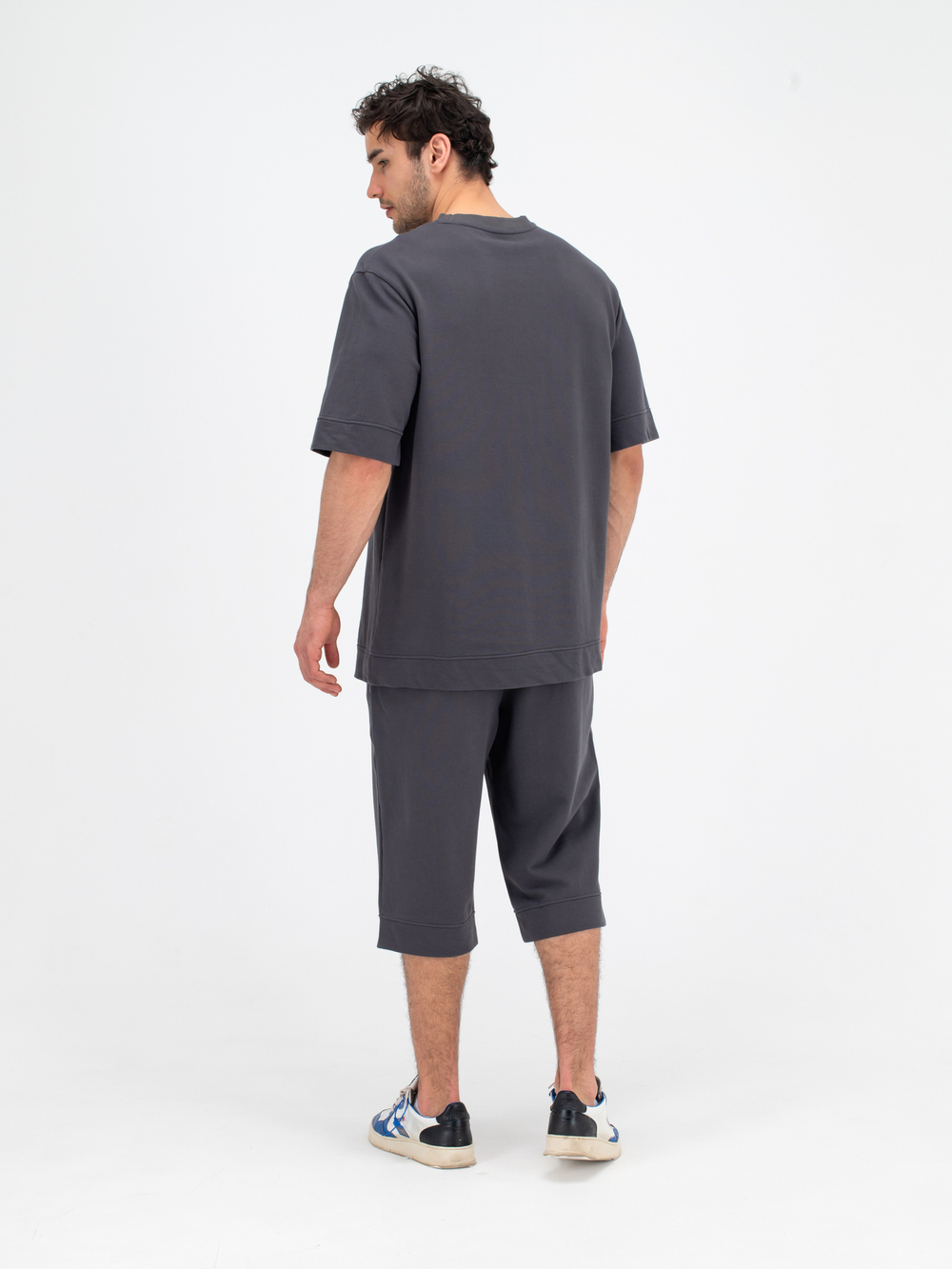 Костюм хлопковый с шортами. Графит