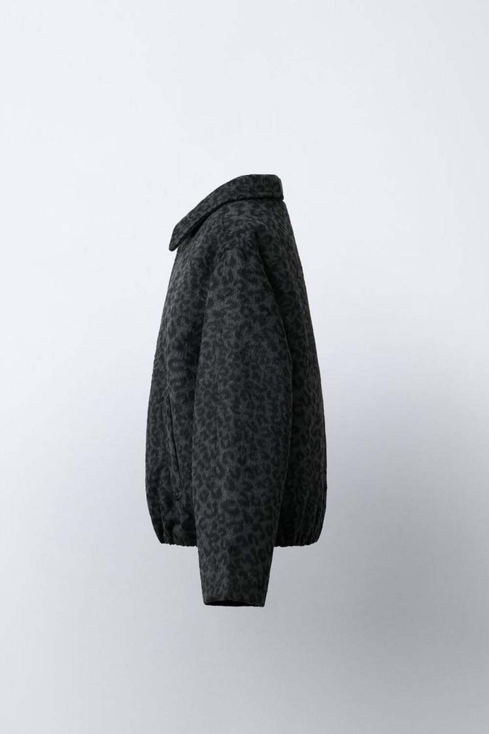 ZARA КУРТКА ИЗ СИНТЕТИЧЕСКОЙ ШЕРСТИ С АНИМАЛИСТИЧЕСКИМ ПРИНТОМ, ЛЕОПАРДОВЫЙ/СЕРЫЙ