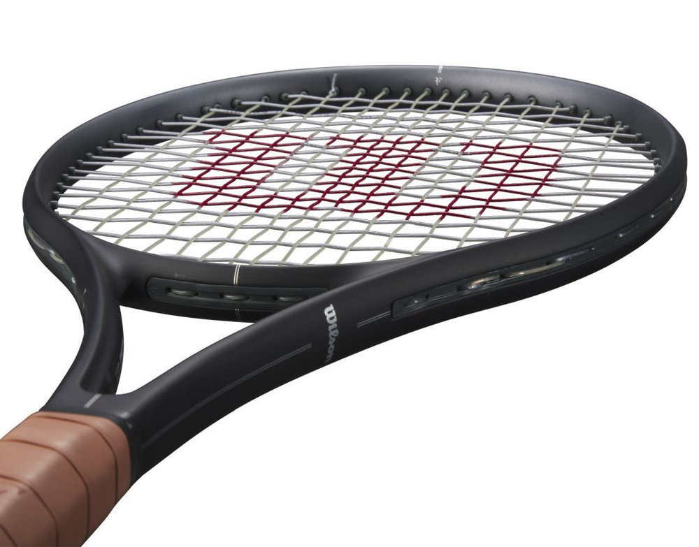 Теннисная ракетка Wilson RF 01 Future (16x19) + Струны + Натяжка