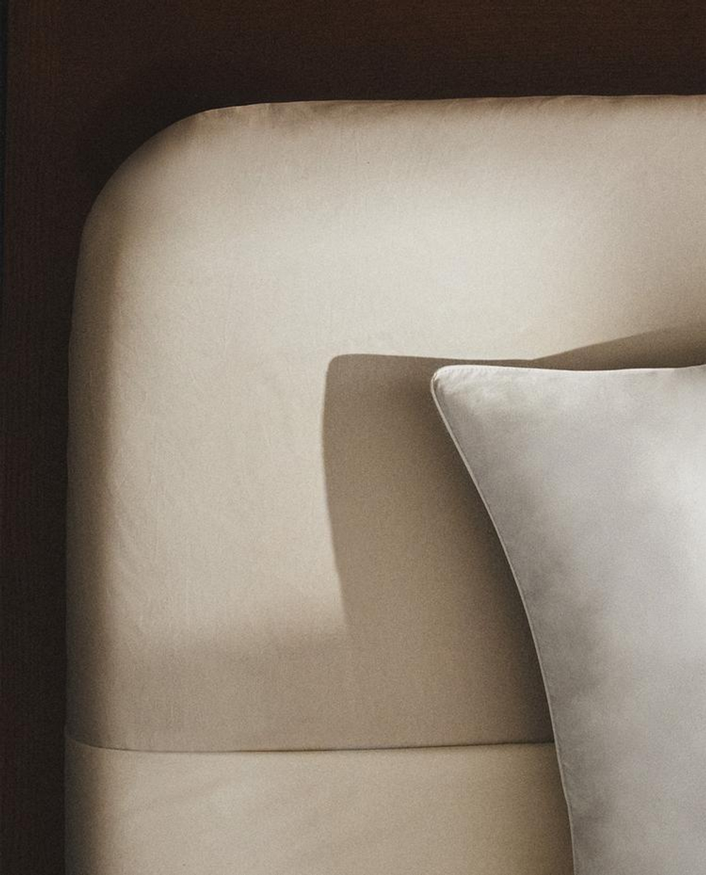 ZARA HOME (300 НИТЕЙ) ПРОСТЫНЯ ИЗ ПЕРКАЛЯ | ВЫСОТА 40 СМ, ЭКРЮ