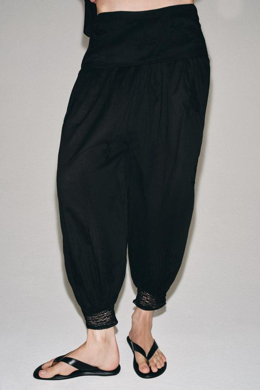 ZARA БРЮКИ-БАЛЛОНЫ С ВЫШИВКОЙ — ZW COLLECTION, ЧЕРНЫЙ