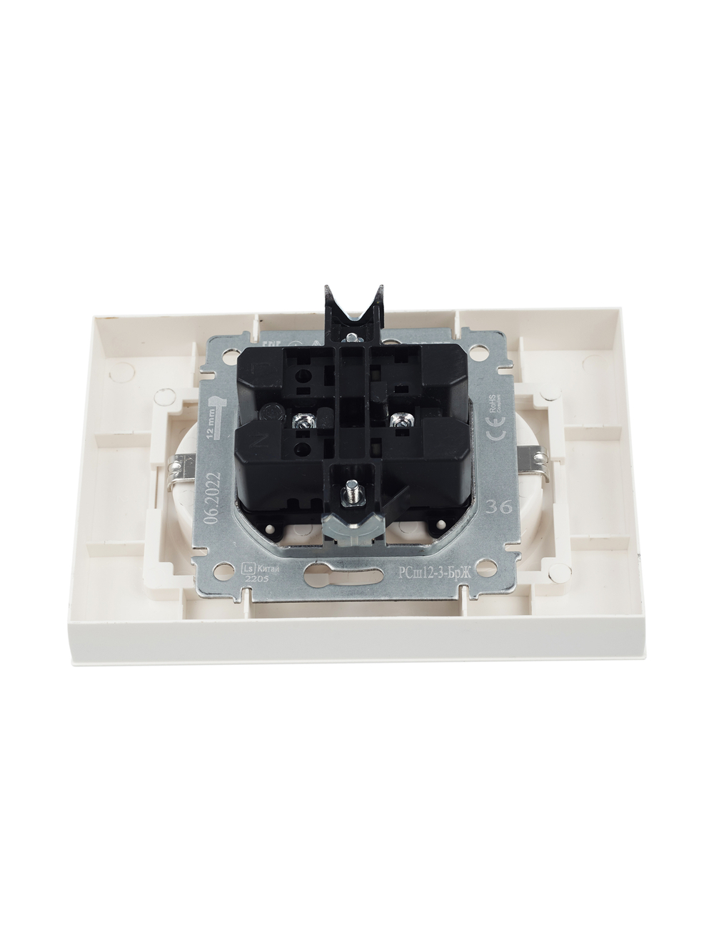 BRITE Розетка 2-местная с заземлением с защитными шторками 16А в сборе РСш12-3-БрЖ жемчуг IEK