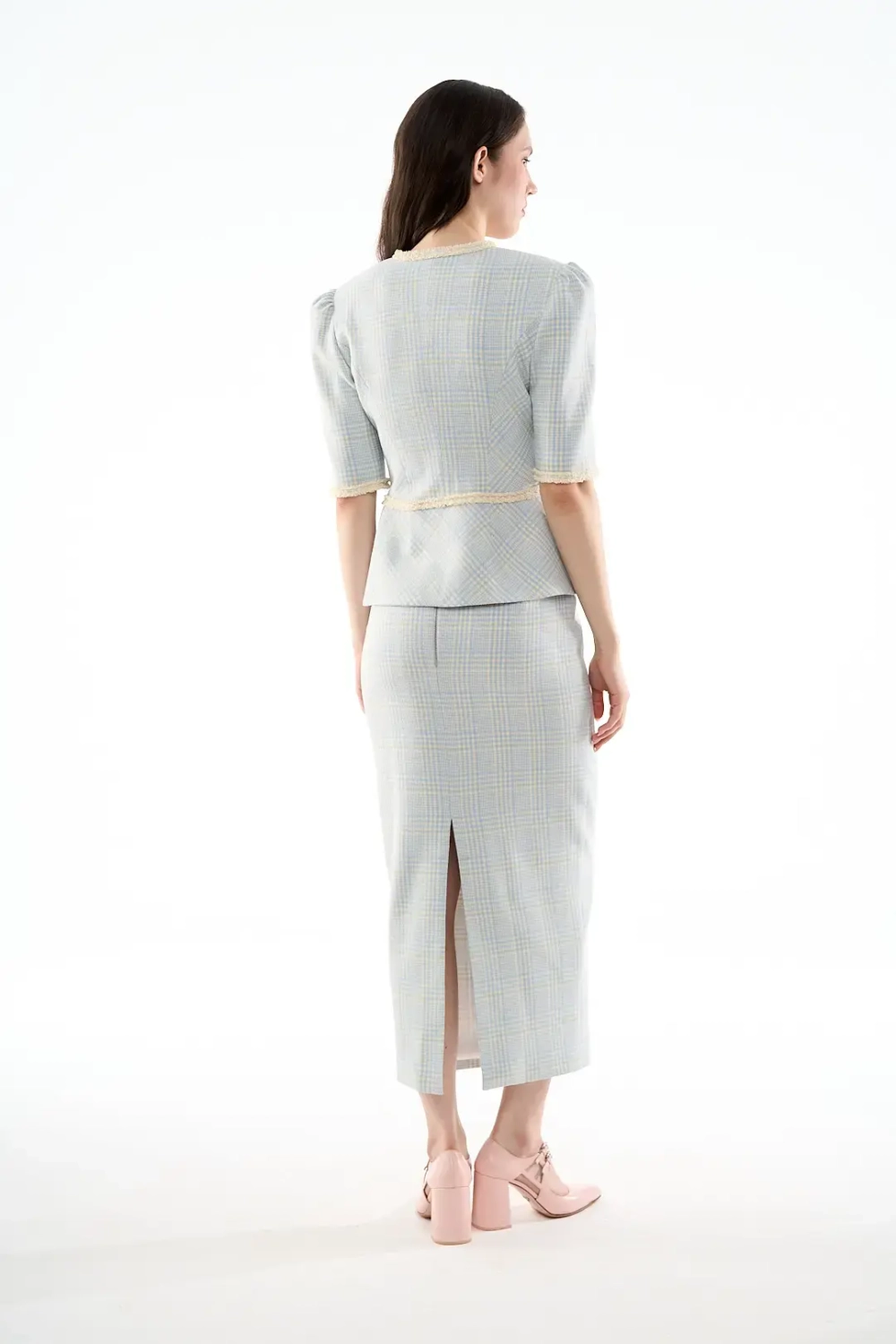 Юбка-карандаш миди голубая