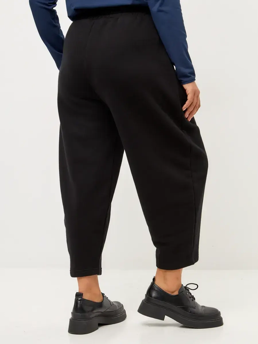 Брюки утепленные бананы с начёсом классические чёрный