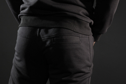 Спорт-брюки Варгградъ мужские чёрные "Сказки тёмной стороны" без начёса карманы на молнии