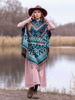 Пончо женское шерстяное с орнаментом