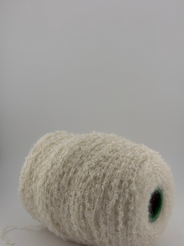 Теплый Белый 75% кид мохер 25% шелк  250 м/100 гр