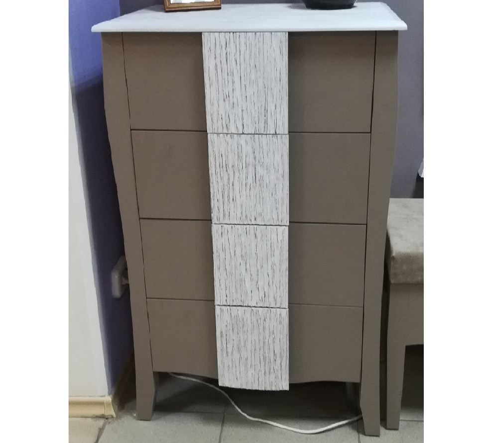 Комод на ножках Brownie 45