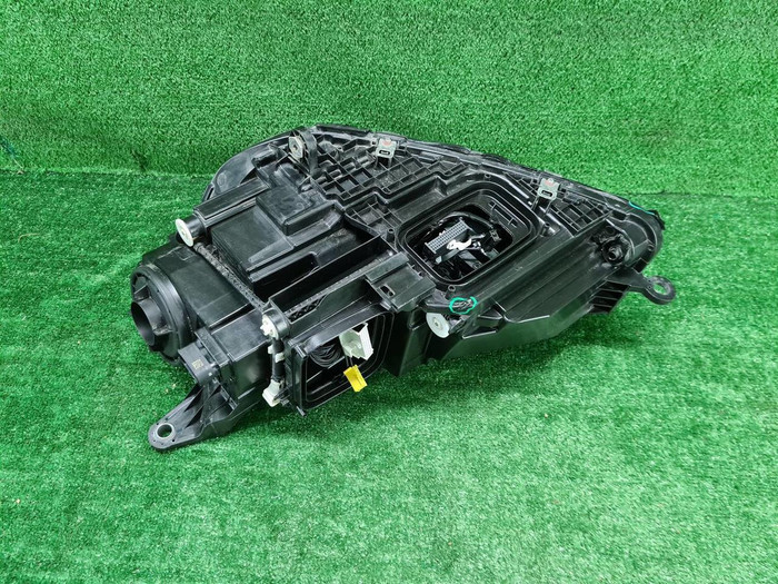 Фара правая Mercedes GLE V167 18-24 Multibeam LED