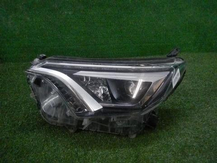 Фара левая Toyota Rav 4 CA40 (2015-2019) LED