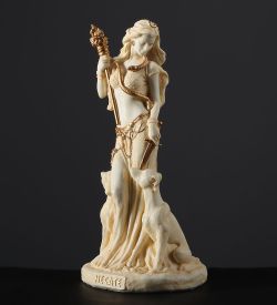 Veronese WS-1321/ 3 Статуэтка «Геката - богиня волшебства и всего таинственного»