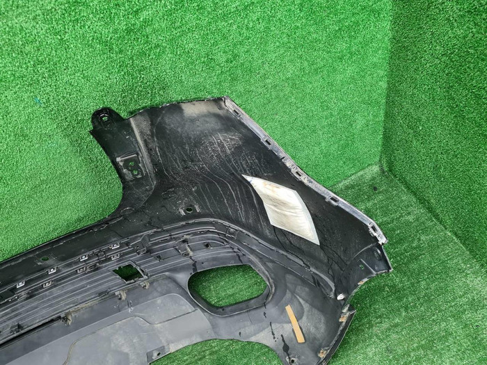 Бампер задний Hongqi HS5 (2019-н.в.)