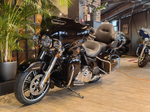Ultra Limited, Harley-Davidson (FLHTK) Vivid Black/Chrome