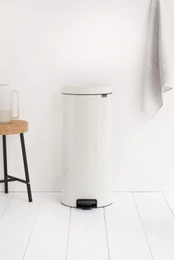 Brabantia - Контейнер для мусора NewIcon 30л белый / артикул   111785  / GTIN 8710755111785