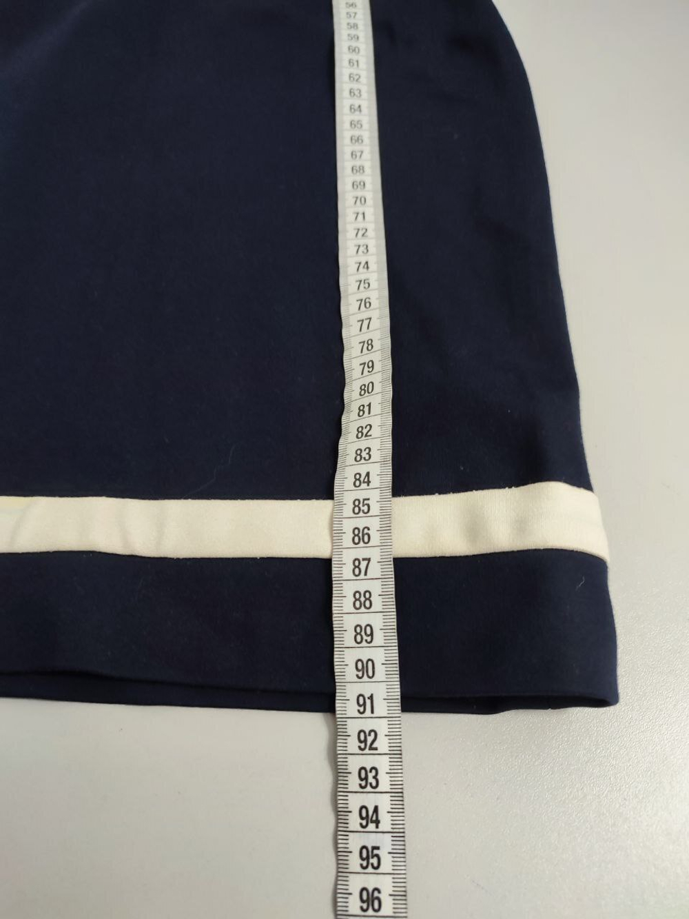 Платье GFEEN WORLD стильное 44  размер