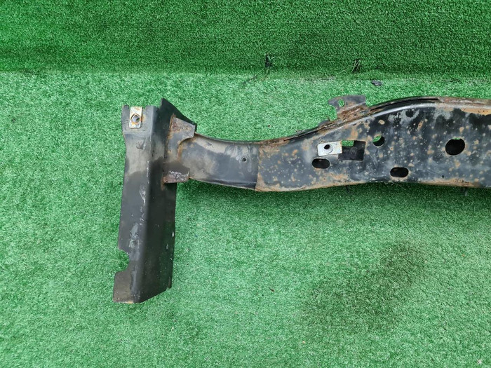 Поперечина кузова задняя Mercedes X W470 (2017-2020)