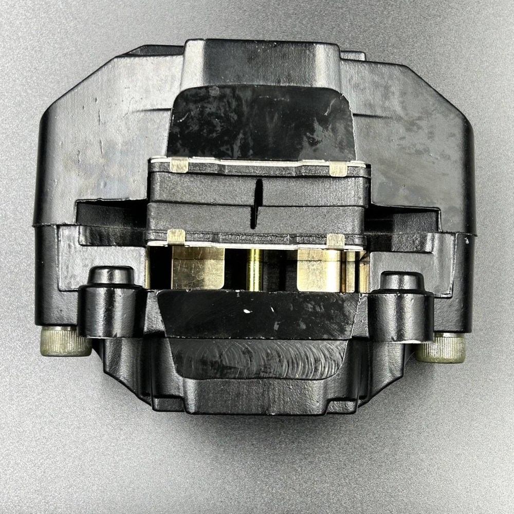 Задний тормозной суппорт в сборе Yamaha Grizzly 660 (ZIBO)