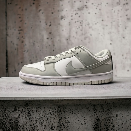 Nike SB Dunk Low • Gray