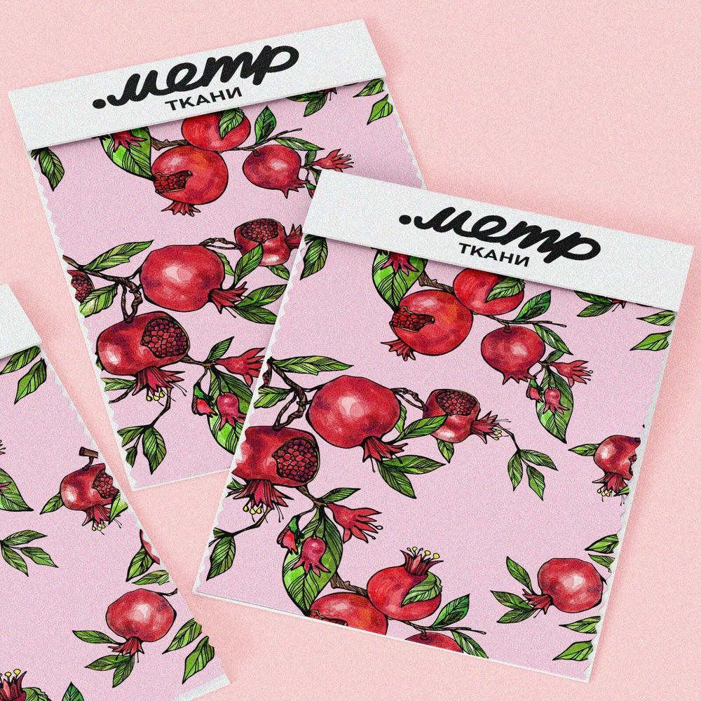 Ткань бифлекс спелые гранаты на розовом