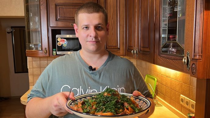 Готовим азу из говядины в чугунном казане