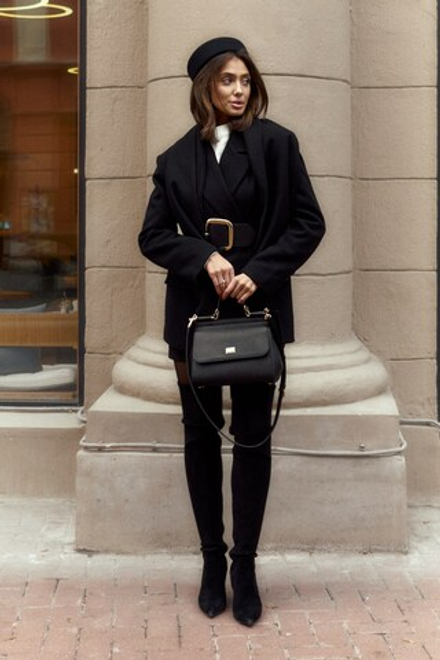 Пальто-пиджак с юбкой в черном цвете