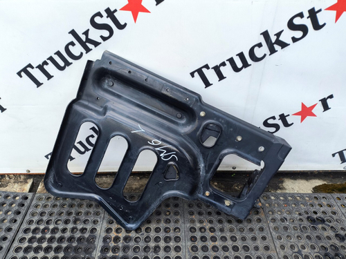 Кронштейн крыла переднего левого 2023г