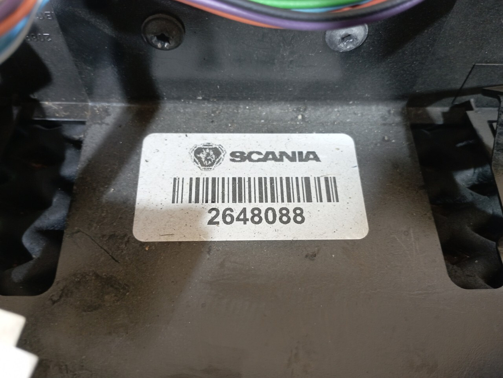 Кронштейн блока управления ECU