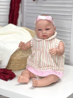 Кукла Berbesa мягконабивная 50см SARA (5201K)