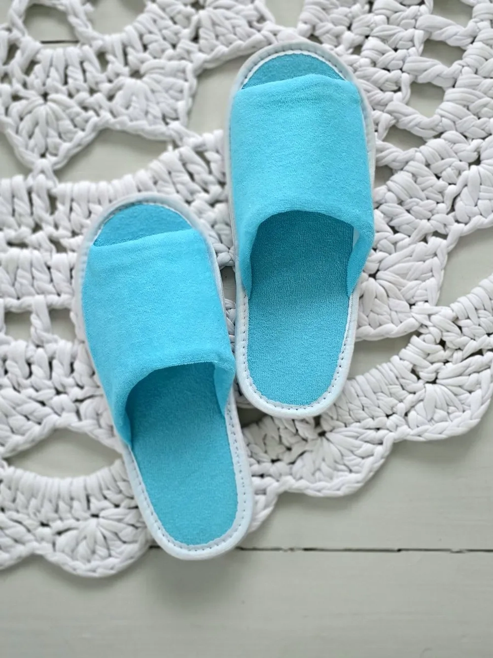 Тапочки махровые голубые, открытый нос