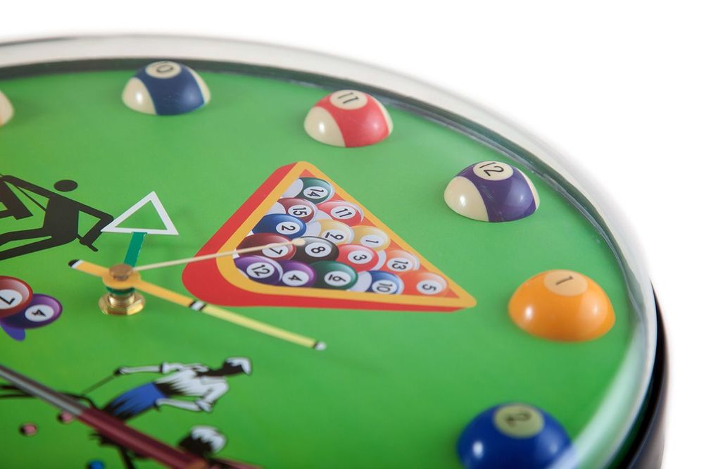 Часы настенные "12 шаров" D32 см (зеленые), пластик