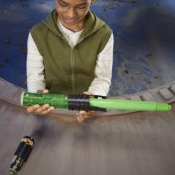 Hasbro Star Wars - Световой меч Forge Kyber Core Люк Скайуокер F9968