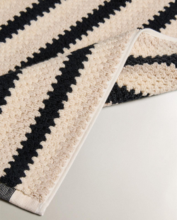 Zara Home - Жаккардовый коврик для ванной комнаты с геометрическим рисунком, черный, 50x80 см