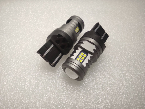 Светодиодная лампа (24 диода) W21/5W, белый, два контакта (за 1 шт.)