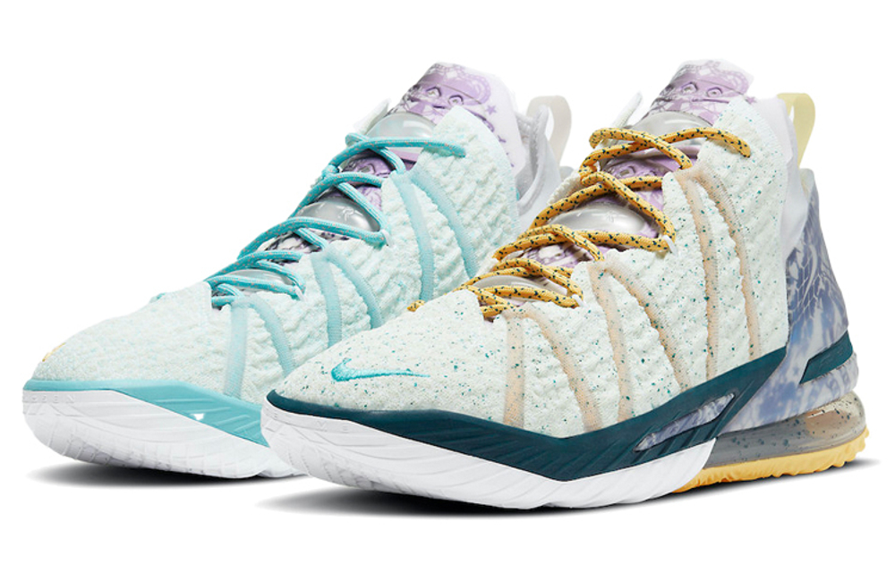 Кроссовки Nike Lebron 18