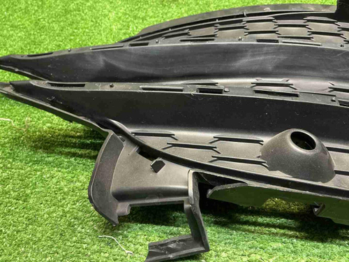 Решетка перед. бампера Mercedes GLS x167 19-24 AMG