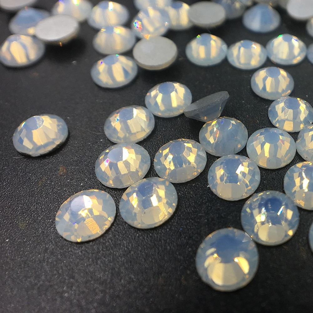 Стразы № 026 Цвет: Белый опал, Mix 1440 шт