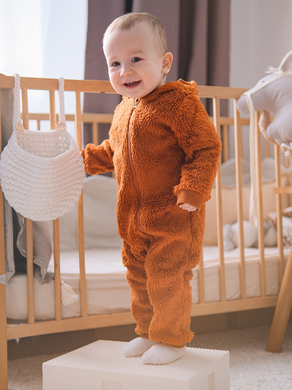 Плюшевый комбинезон из органического хлопка Mjölk Umber, на манжетах