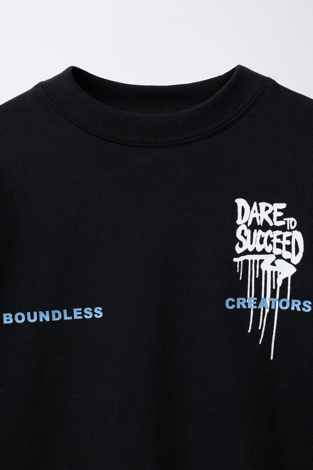 ZARA ЛОНГСЛИВ С ДВОЙНЫМИ РУКАВАМИ И ПРИНТОМ ГРАФФИТИ, ЧЕРНЫЙ