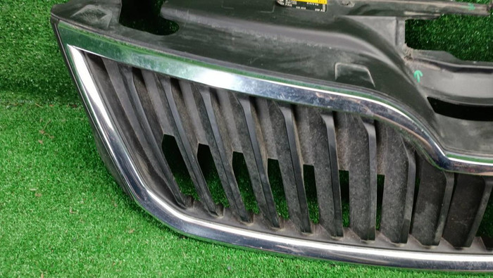 Решетка радиатора Skoda Rapid 1 (2012-2020)