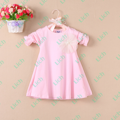 Туника детская расклешенная однотонная с брошью-цветком