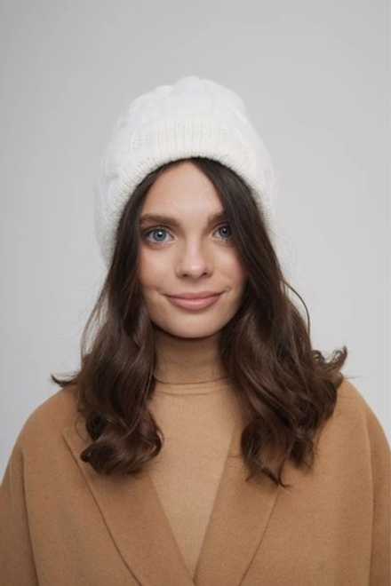 Шапка ШП213-02 белая